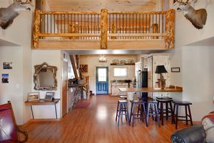Bandera Lodge